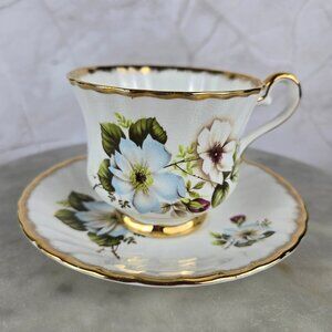 Royal Ardalt Bone China Floral Teacup and Saucer Gold Rimmed Made In England VTG